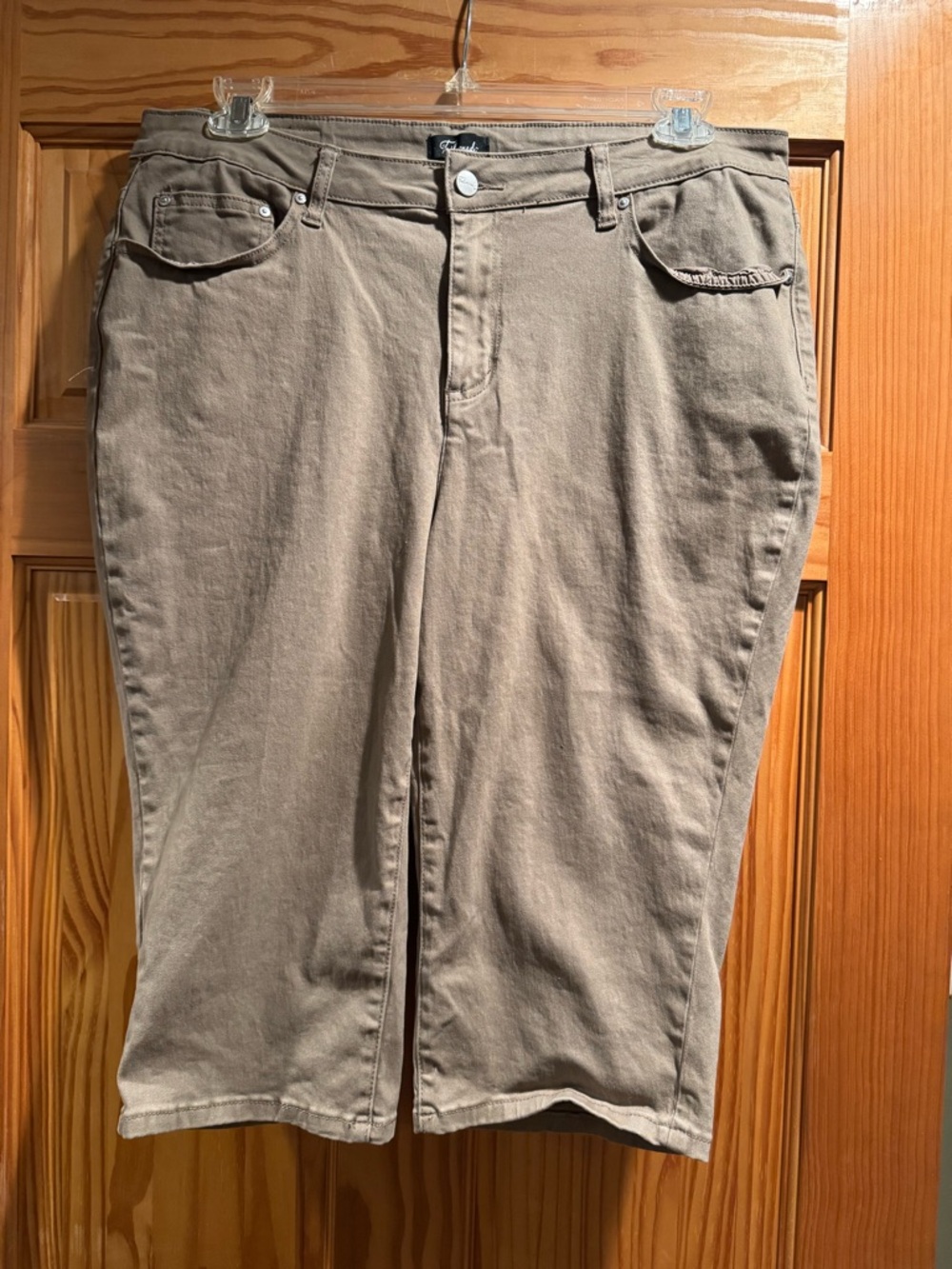 Tailormade Women's Khaki Stretch Capris Size 18W